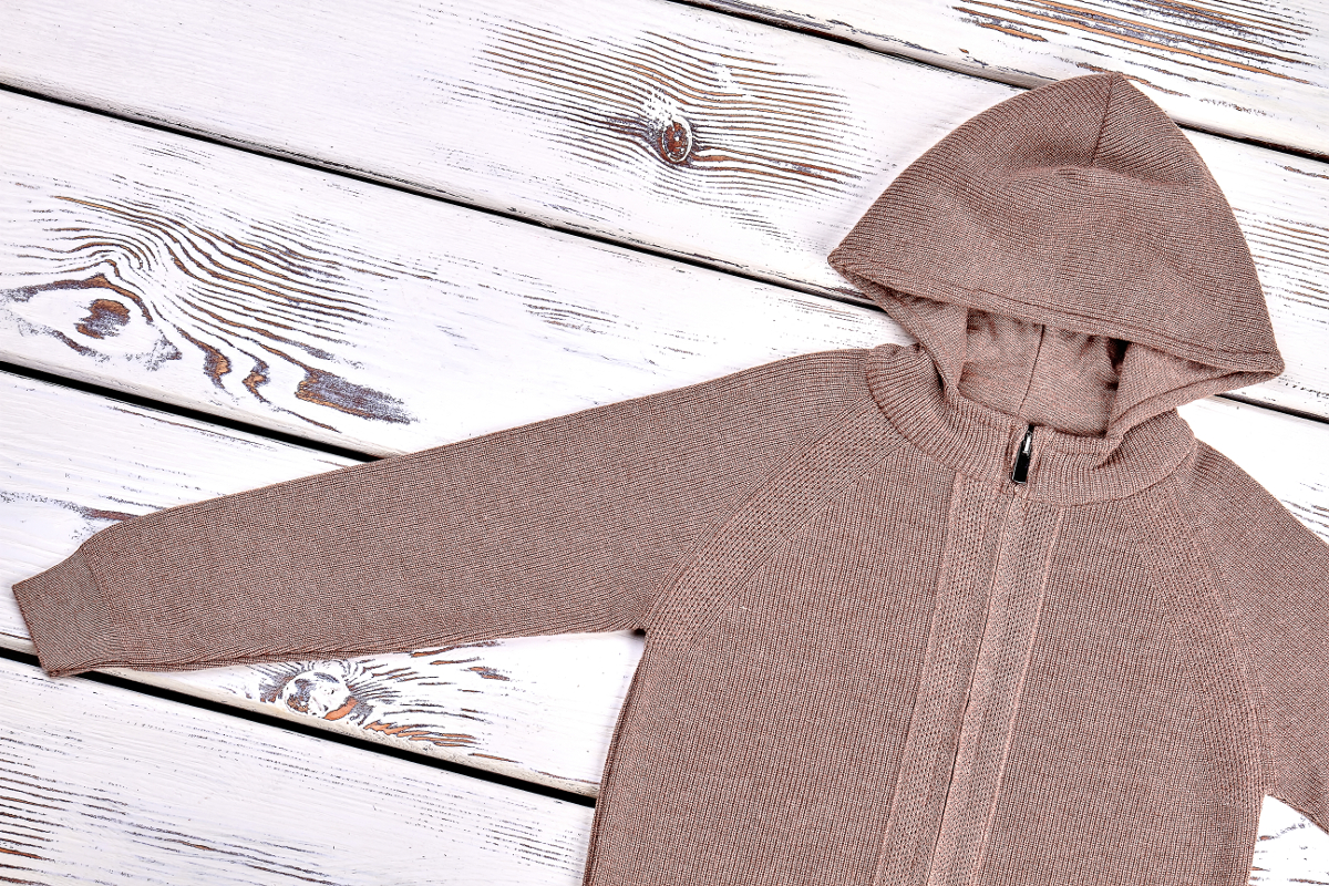 boys-hooded-brown-zipper-cardigan-2024-09-23-01-39-12-utc