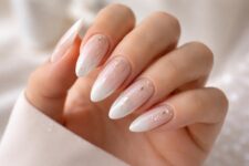 découvrez nos modèles d’ongles en gel chic et tendances pour sublimer vos mains avec élégance et originalité. inspirez-vous de nos idées stylées et faciles à réaliser.