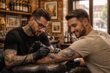découvrez les avantages de choisir un tatoueur à gaillac pour votre prochain tatouage : expertise locale, créativité unique et un service personnalisé pour un tatouage qui vous ressemble.